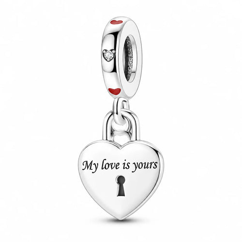 A Szív Kulcsa Charm